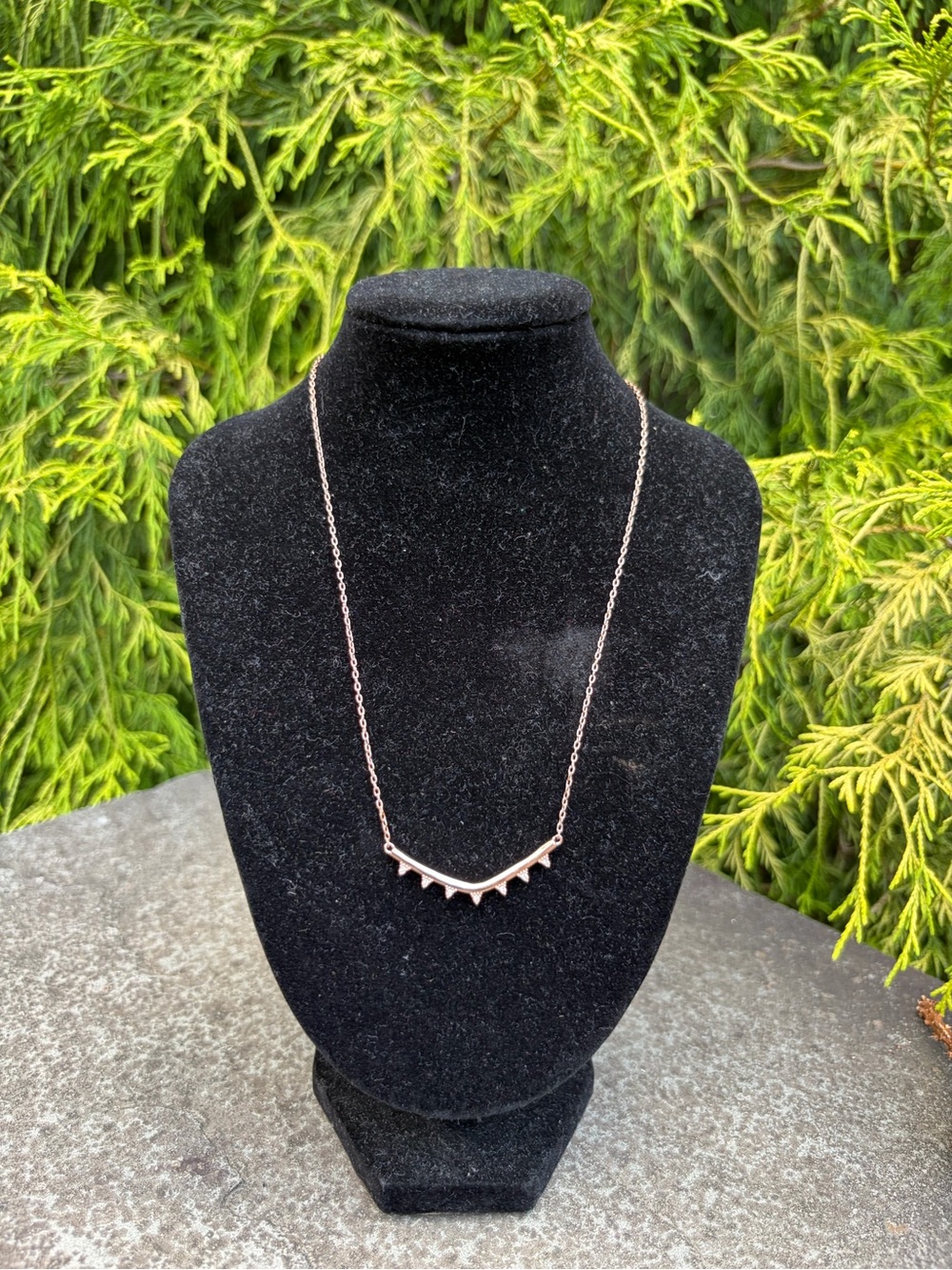 Stella & Dot Rose Gold Pave Spike Bar Necklace